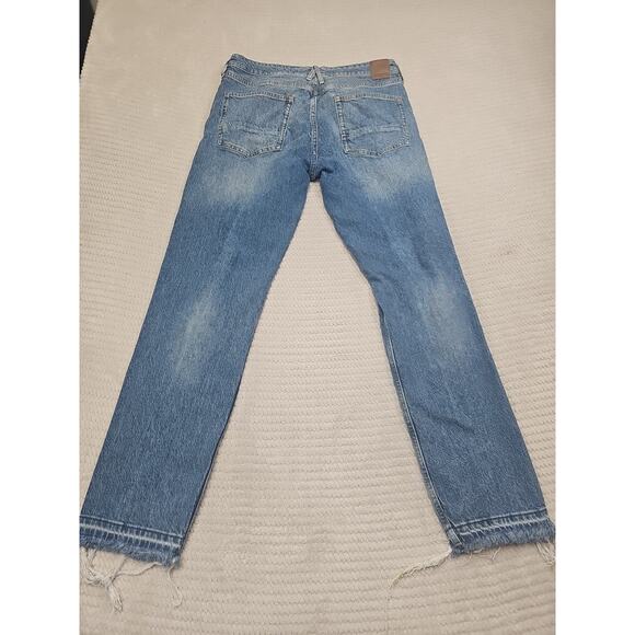 We The Free Jeans Womens 31 Medium Wash Distressed Raw Hem - Picture 7 of 8